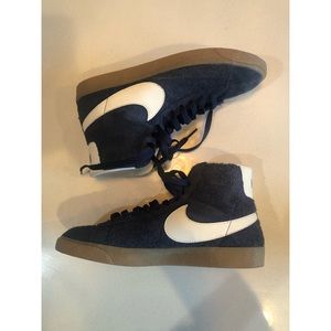 Nike high top sneakers